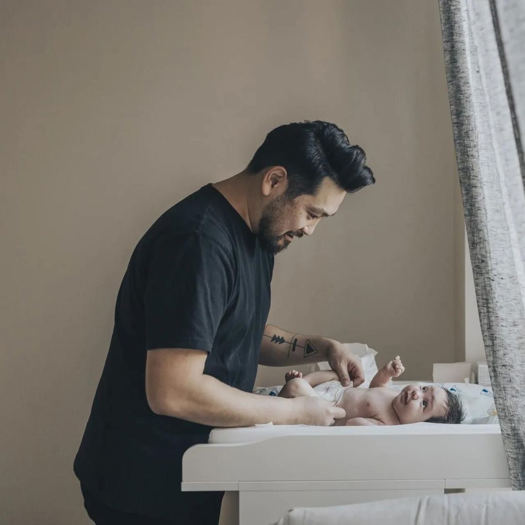 Tips om je baby op een ergonomische manier te verzorgen
